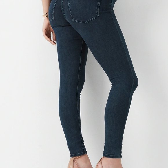 Express Mid Rise Dark Wash Supersoft Skinny Jeans 2S - Picture 3 of 7